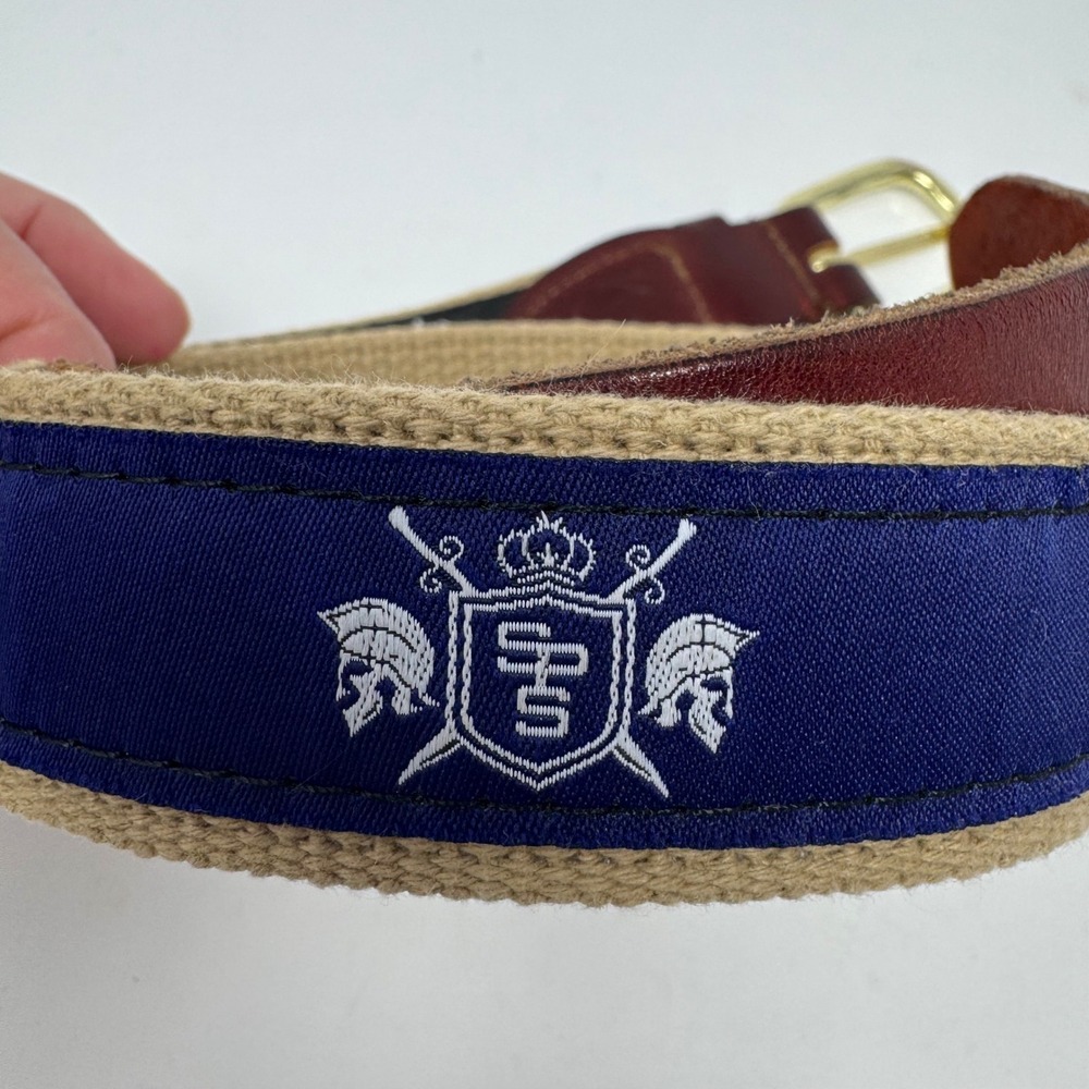 Cape Cod Belt Co Canvas Leather Belt Kids 30 Tan Navy Crest Preppy Good Cond - Picture 4 of 9